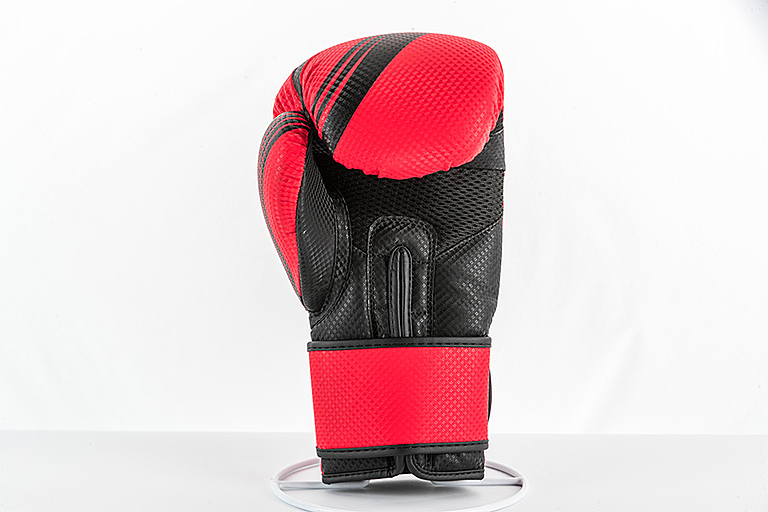 UFC PRO Performance Rush 16 Oz - красные