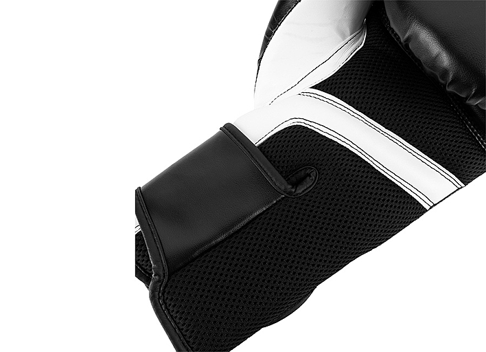 UFC Pro Fitness Перчатки тренировочные для спарринга черные - 6 Oz