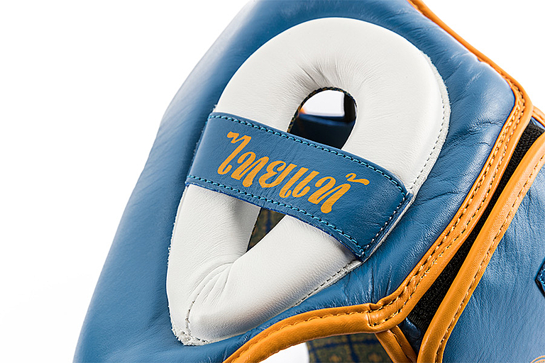 UFC Premium True Thai Шлем для бокса, цвет синий, размер L